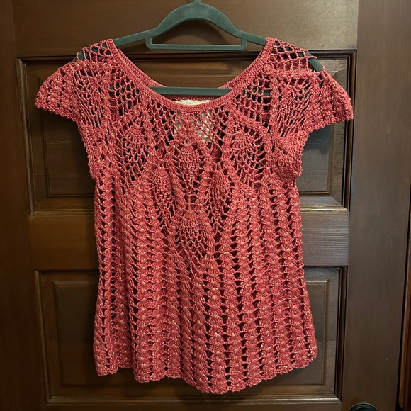 Chasing Unicorns Waiting on a Friend Crochet Top Size M - Picture 2 of 5